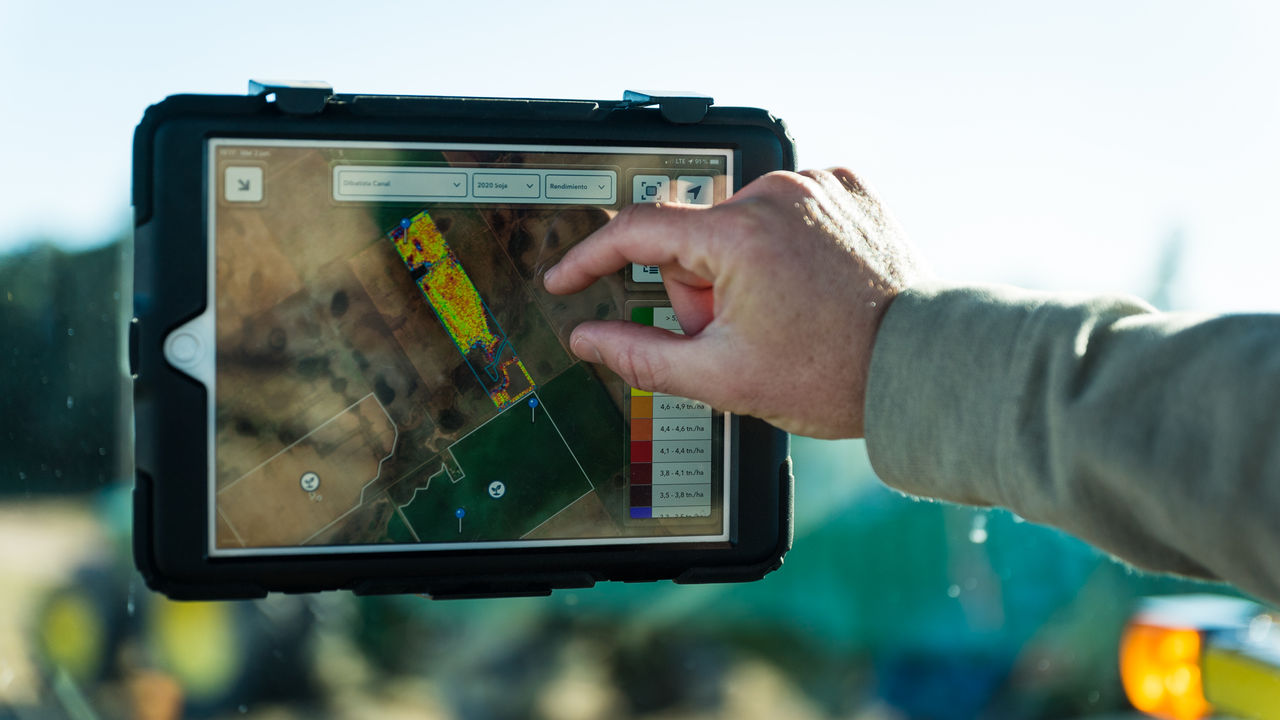 Monitoreo agrícola con imágenes satelitales en FieldView™ para analizar el estado de los lotes