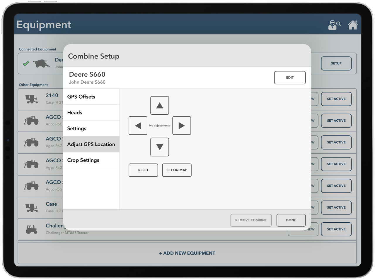 FieldView cab app combine equipment screen and arrows are shown to help farmers adjust their combine’s GPS location from the combine set-up screen.