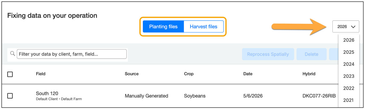 FieldView data management screen highlighting the Planting and Harvest tabs and year dropdown used to select the activity type and year of data to edit.
